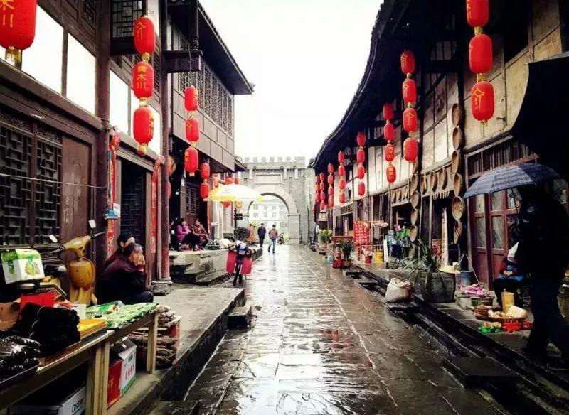 滨州高新区：“高效办 新服务”党建红引领便民利企新业态